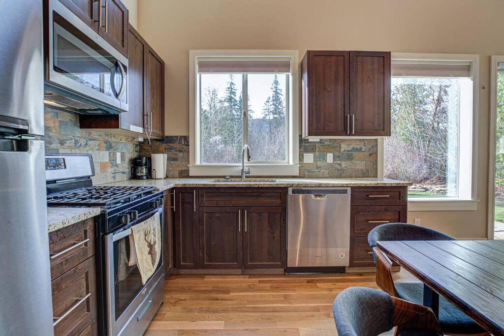 Newly Built Modern Chalet Duplex - 1 Mount Hood Village Exterior foto